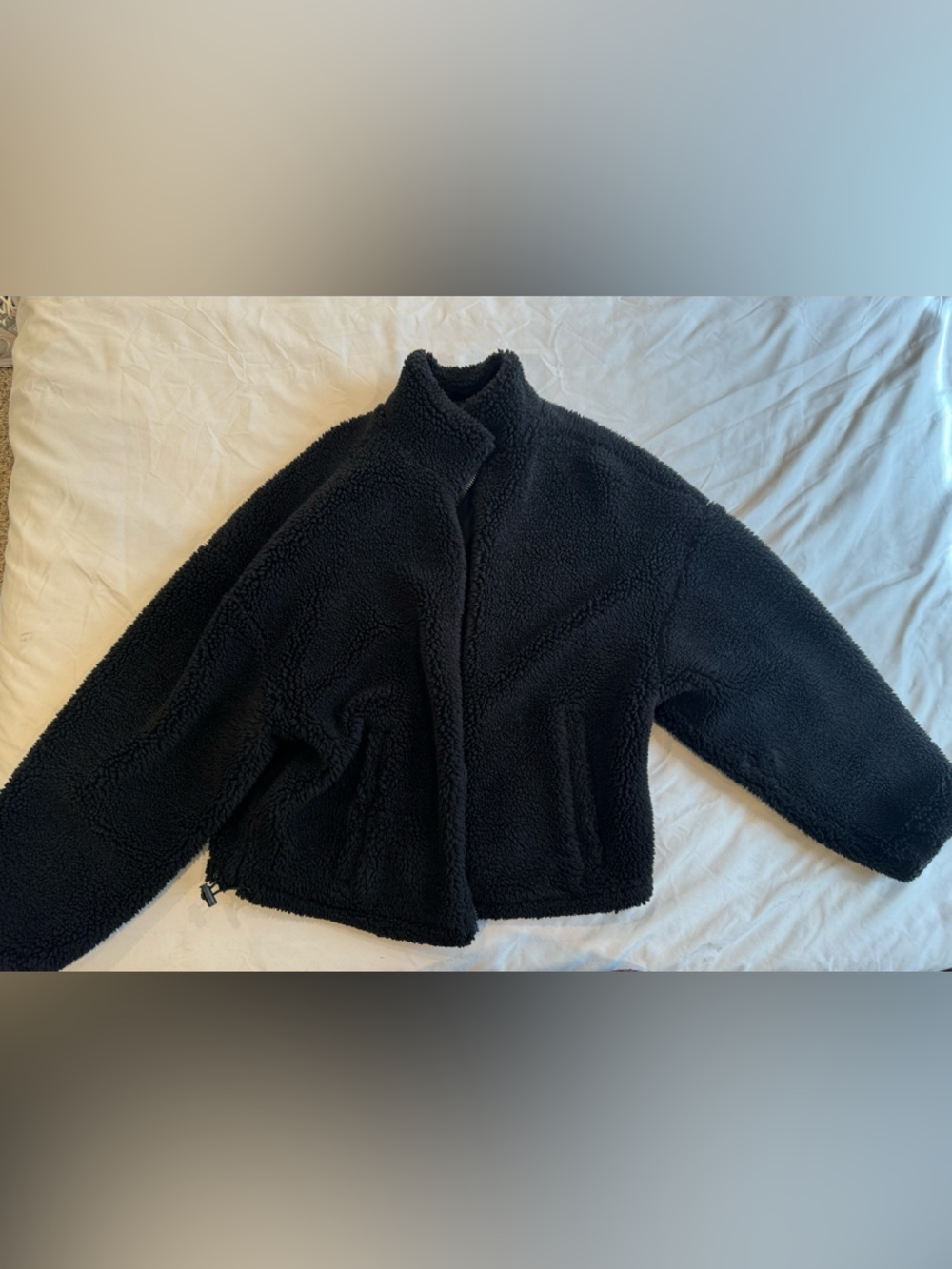ALO Yoga Black Sherpa jacket